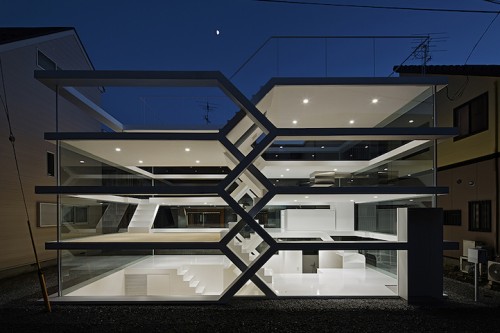 S-House la casa  transparente multinivel